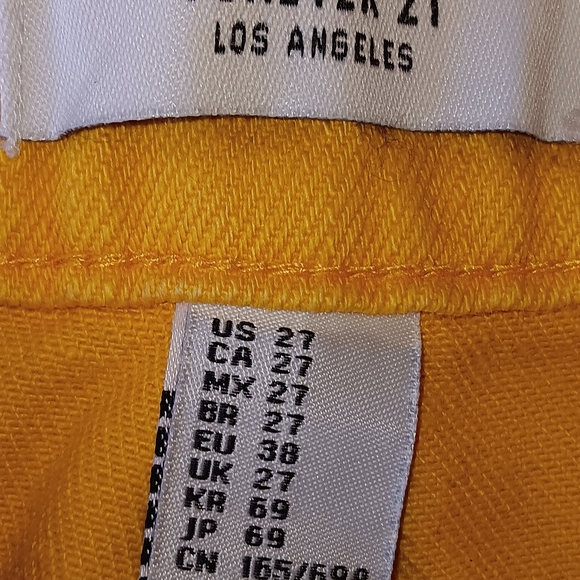 FOREVER 21 MINI SHORTS - Picture 3 of 4